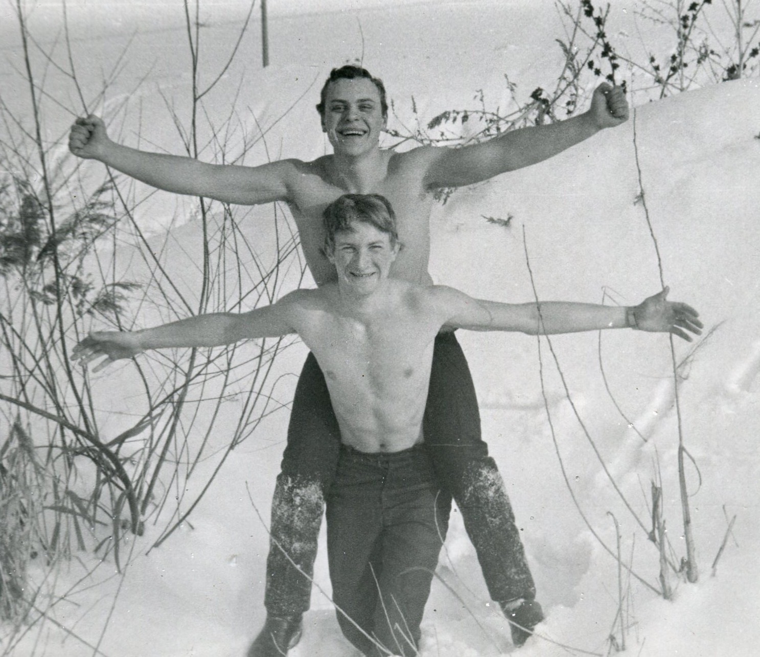 Shirtless affectionate Handsome young men couple hug in love beach gay vtg photo Shirtless affectionate Handsome young men couple hug in love beach gay vtg photo
