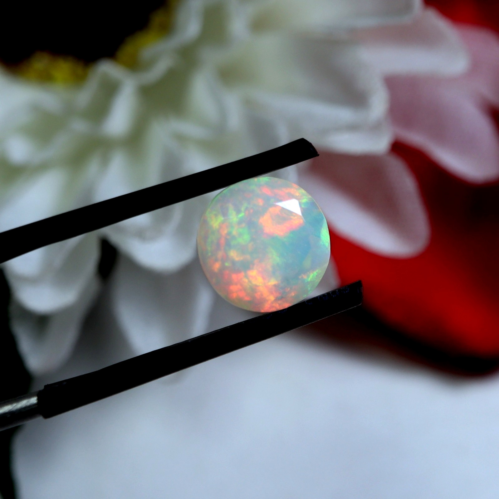 9mm Faceted Round Rainbow Color Fire Natural Ethiopian Opal,Top Grade 1.55Ct Gem