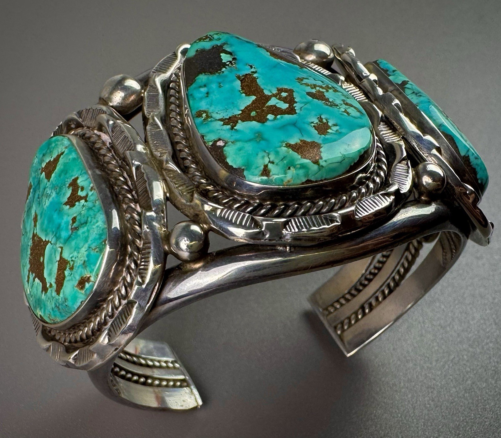 HUGE Navajo Sterling Silver HIGH GRADE MORENCI Turquoise Cuff Bracelet 94 Grams