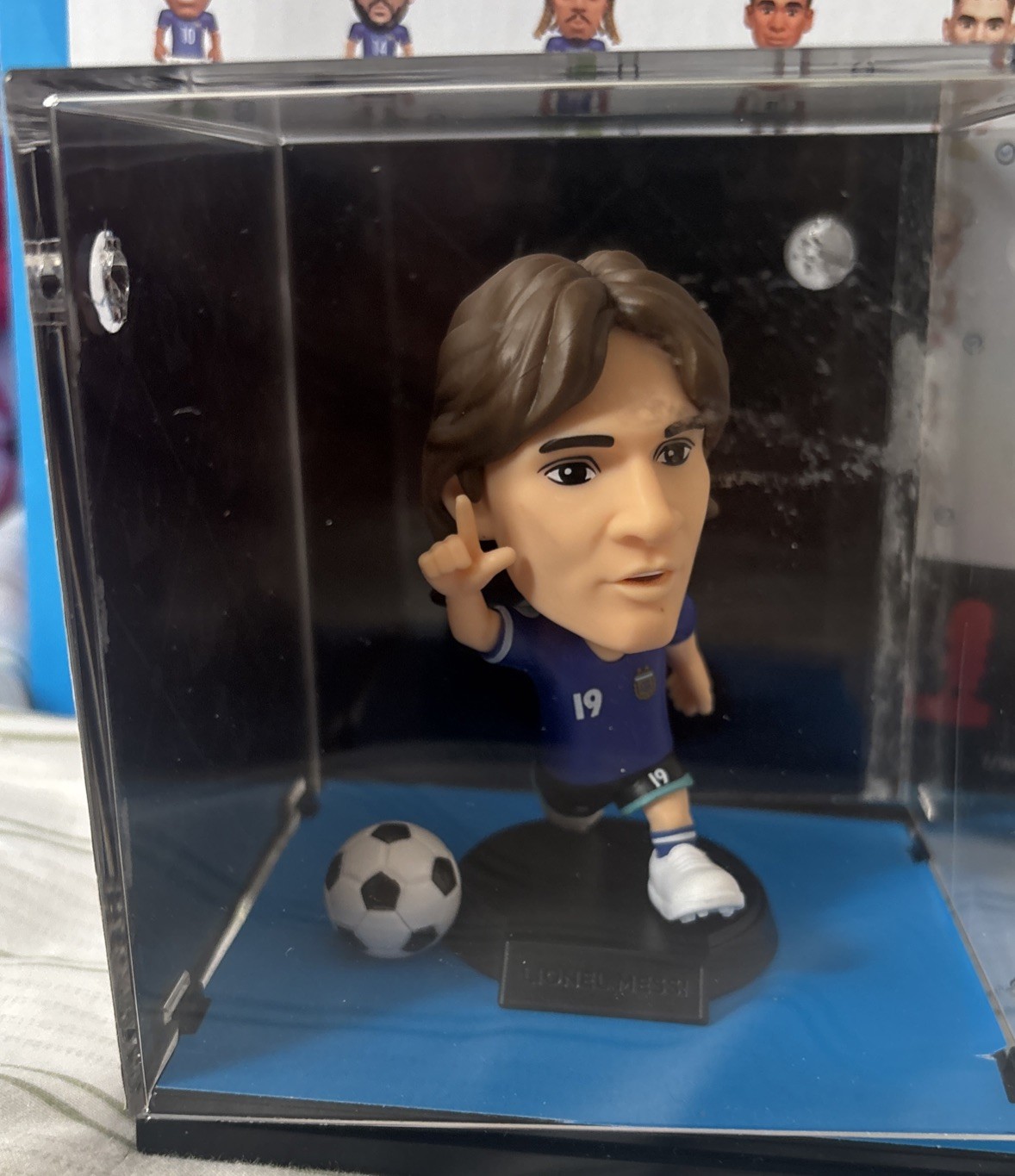 Rare Messi Zuru FIFA World Cup Soccer Plastic Figurine w/ Display Case Rare Messi Zuru FIFA World Cup Soccer Plastic Figurine w/ Display Case