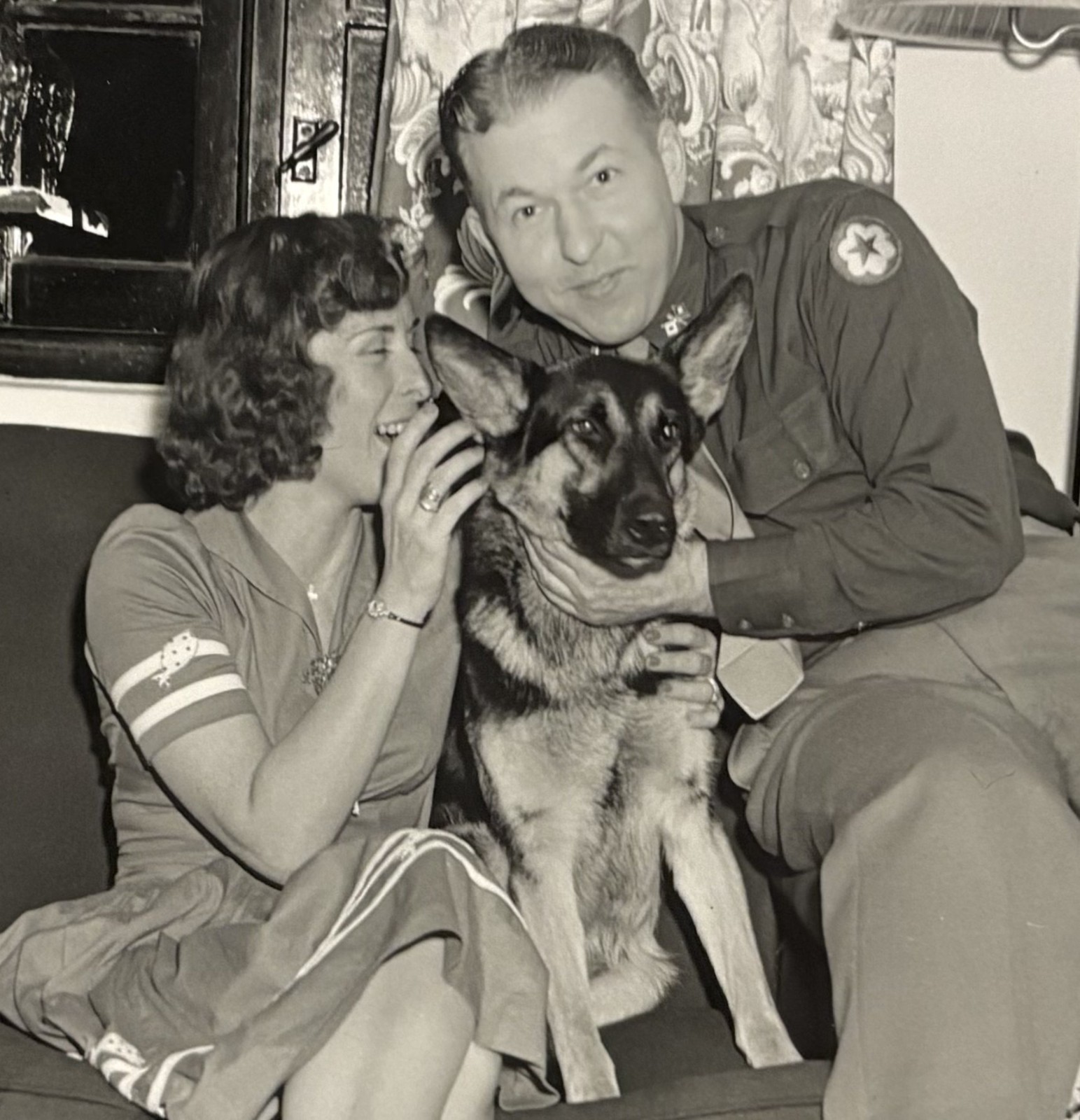 Snapshot WW2 H. Wood, 1st Lieut. Signal Corps w/ Girl & German Shepherd K-9 Dog