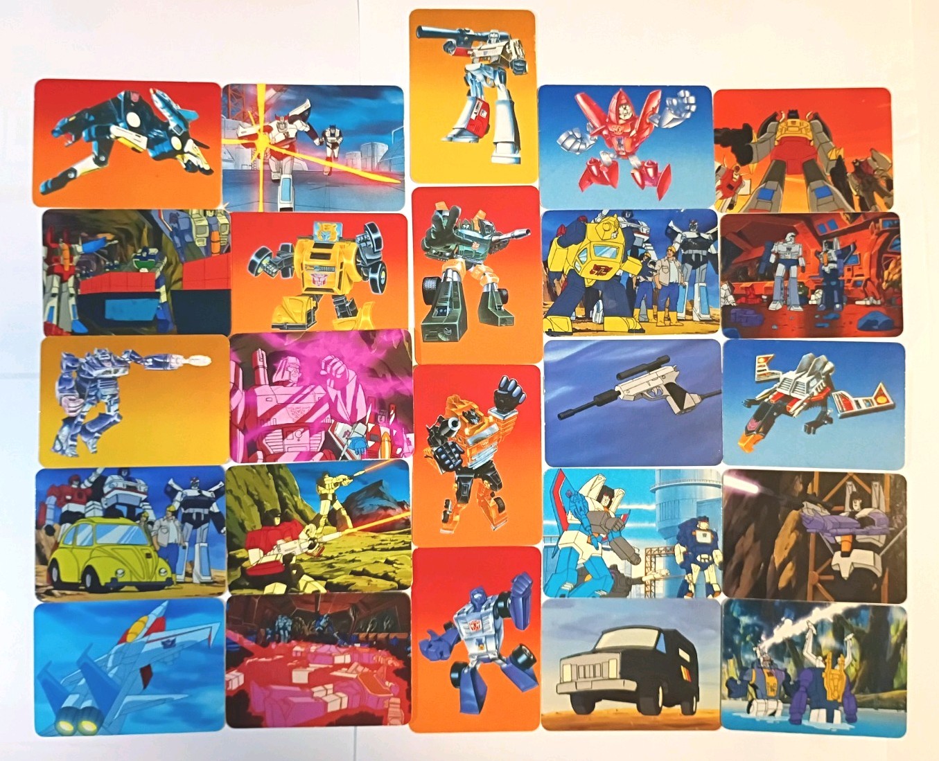 1985 Hasbro TRANSFORMERS Card Lot 24 Total, Bumblebee (RARE Orange Background) 1985 Hasbro TRANSFORMERS Card Lot 24 Total, Bumblebee (RARE Orange Background)