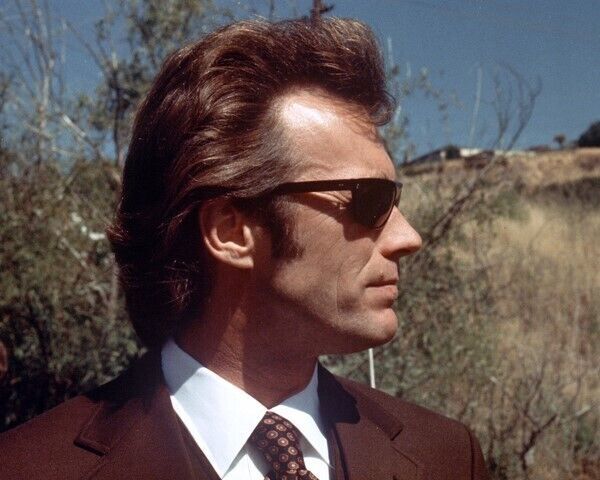 Clint Eastwood viewed in profile wearing sunglasses 1971 Dirty Harry 8x10 photo