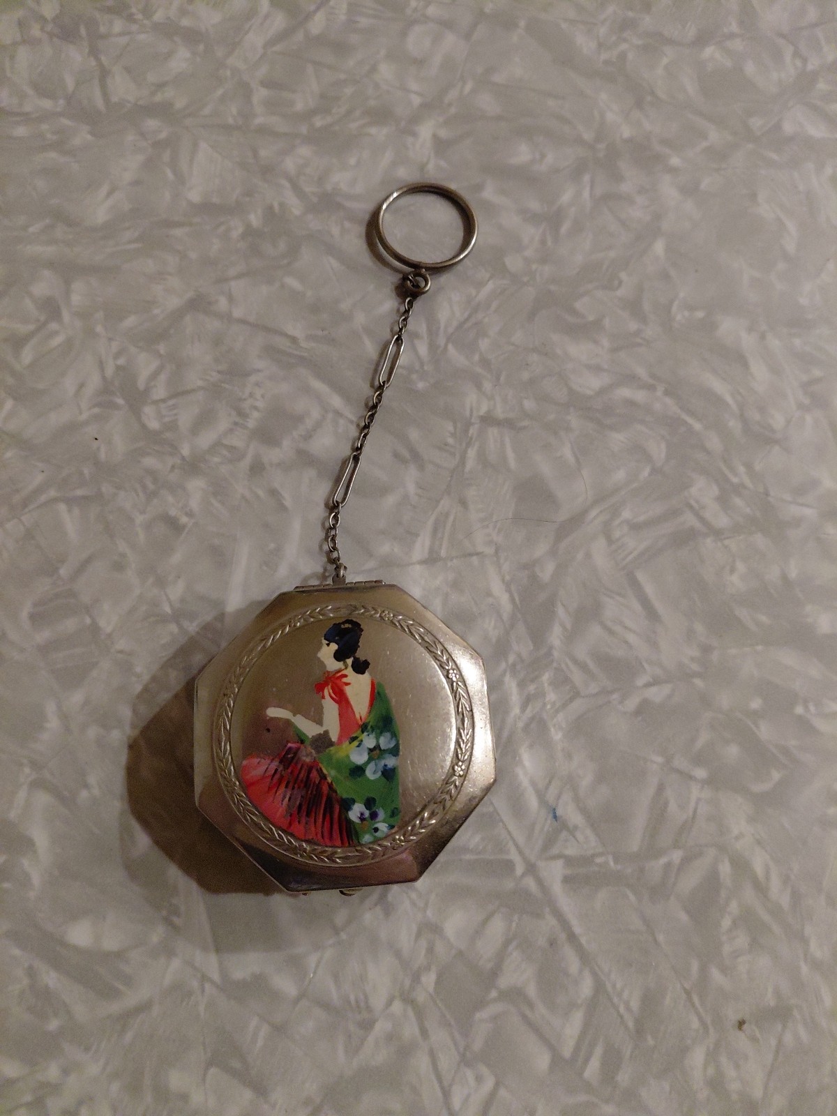 Vintage Ladies Makeup Compact With Finger Ring. Silver With Picture Of Girl Vintage Ladies Makeup Compact With Finger Ring. Silver With Picture Of Girl