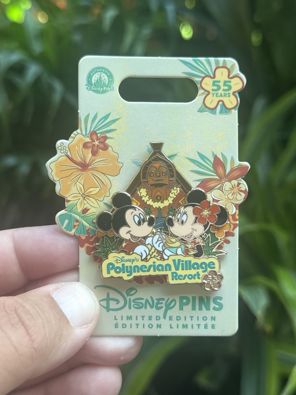Disney’s Polynesian Village Resort 55Th Anniversary Limited Edition 2000 Pin  Disney’s Polynesian Village Resort 55Th Anniversary Limited Edition 2000 Pin 