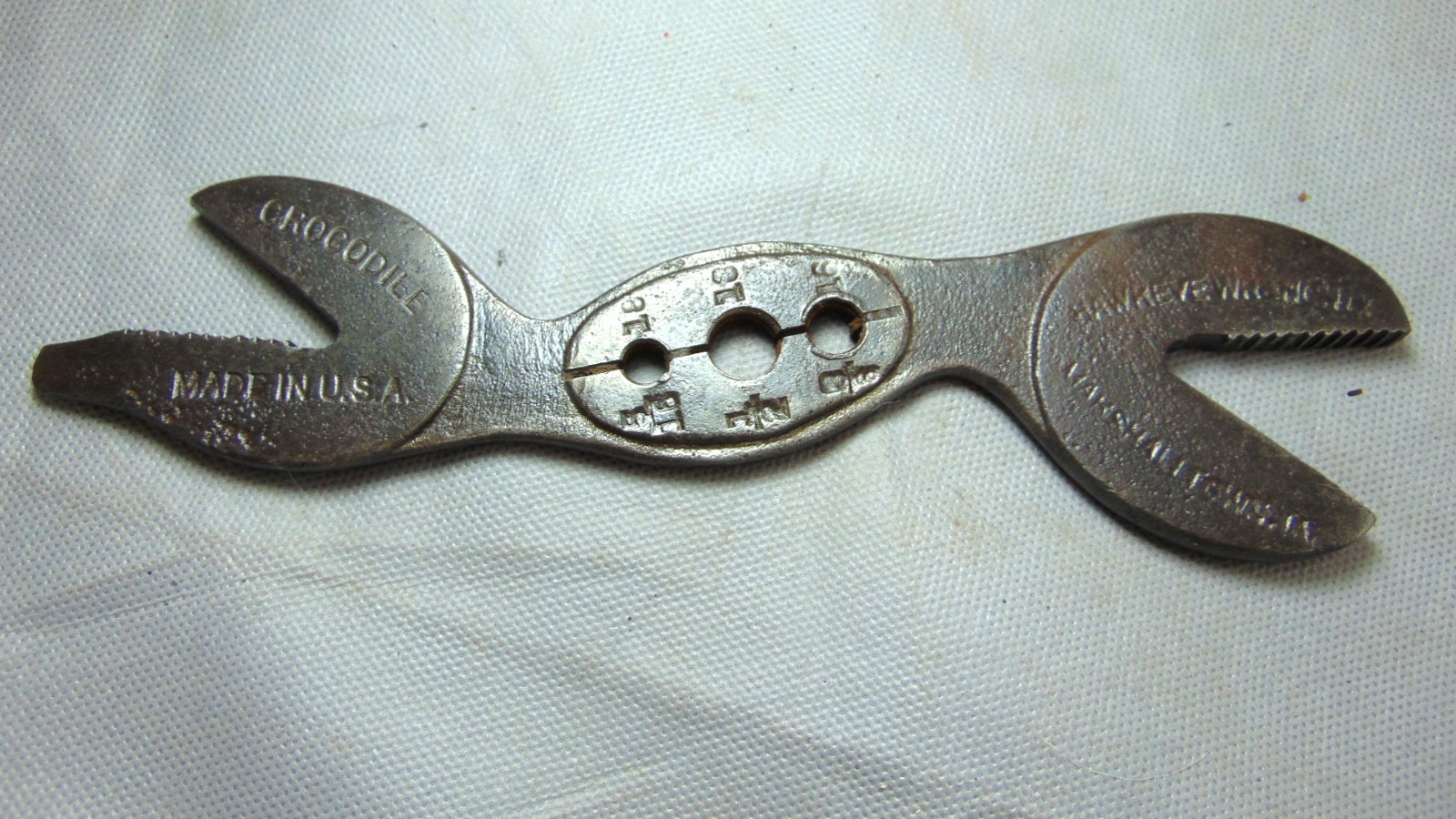 Antique Double Side HAWKEYE Alligator Wrench & Thread Gage • VINTAGE Tools ☆USA Antique Double Side HAWKEYE Alligator Wrench & Thread Gage • VINTAGE Tools ☆USA