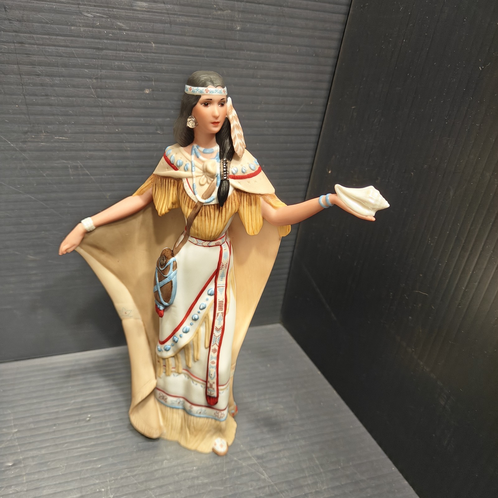 Lenox Pocahontas Legendary Princesses 1992 Limited Edition #1454 Box Papers Lenox Pocahontas Legendary Princesses 1992 Limited Edition #1454 Box Papers