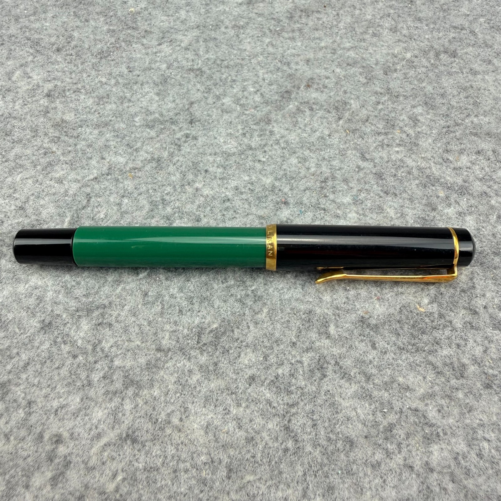 Vintage Pelikan Fountain Pen Green Black W-Germany Gold Tone Nib