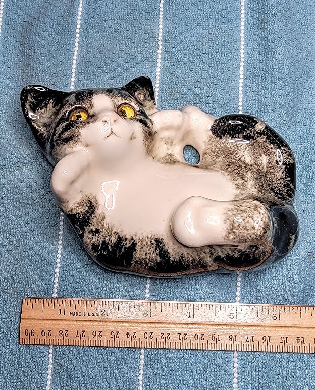 Vintage Winstanley Cat Kitten Porcelain England Saks Fifth Avenue Label CUTE Vintage Winstanley Cat Kitten Porcelain England Saks Fifth Avenue Label CUTE