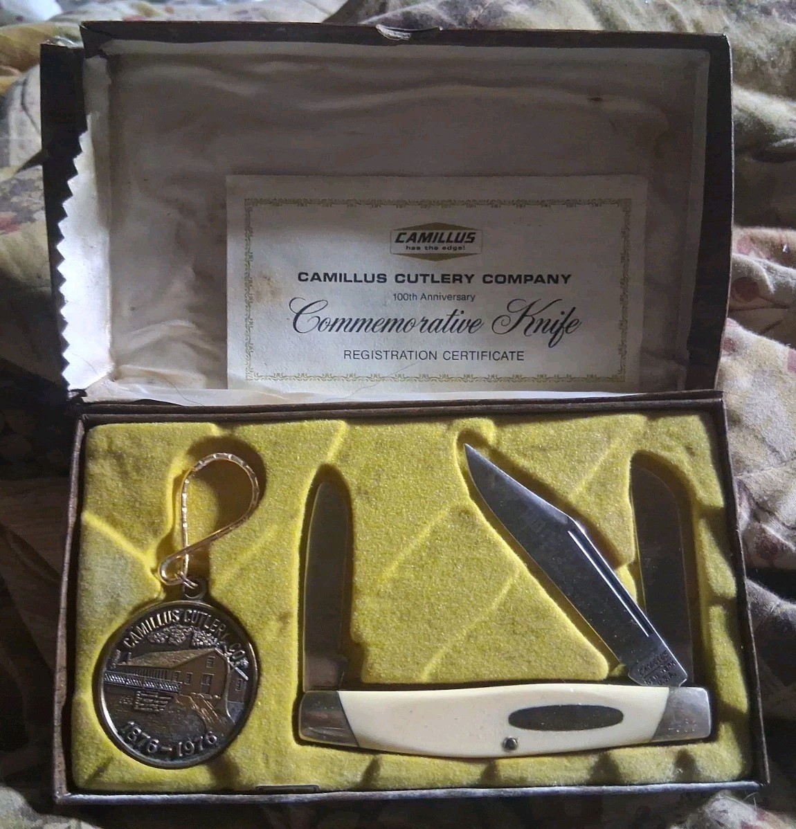 Vintage 1976 Camillus 100 Anniversary 2 Blade Folding Knife Key Chain In Box Vintage 1976 Camillus 100 Anniversary 2 Blade Folding Knife Key Chain In Box