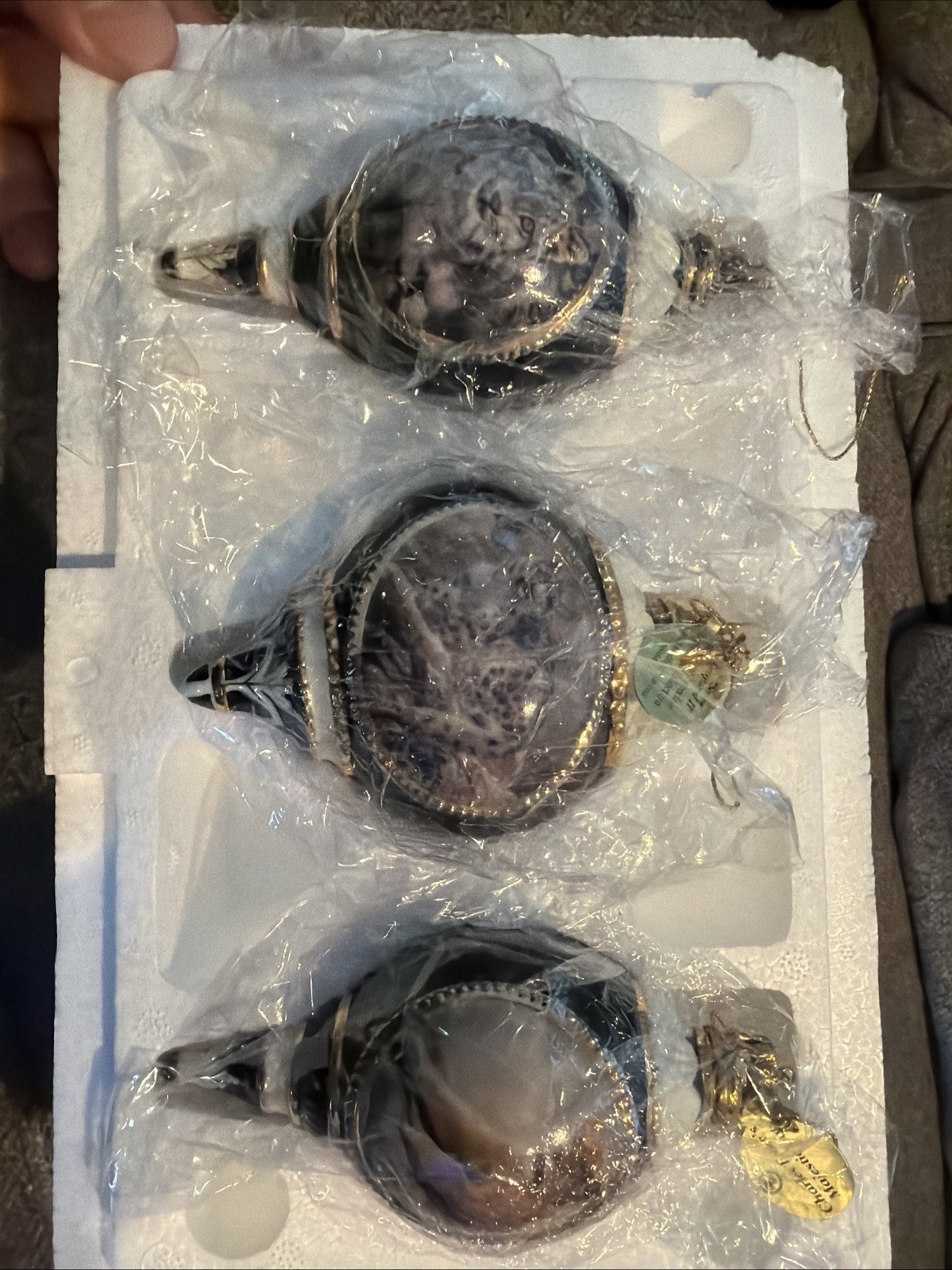 NEW Bradford Editions Majestic Cats Ornaments Set of 3 NEW Bradford Editions Majestic Cats Ornaments Set of 3
