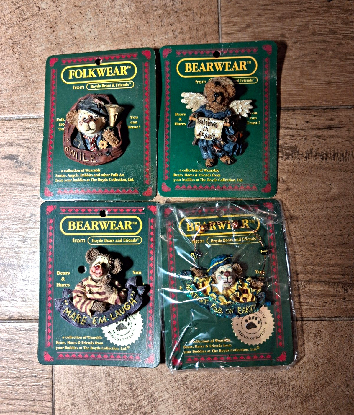Boyds Bears & Friends Bear Pins Lot of 4 Glitter Multicolor Vintage 2000 MPNs Boyds Bears & Friends Bear Pins Lot of 4 Glitter Multicolor Vintage 2000 MPNs