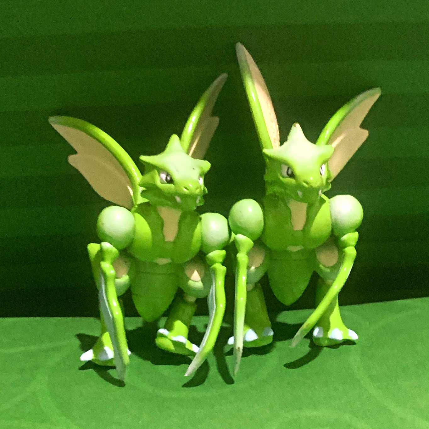 Bandai Pokémon Scyther Green Plastic Figurine Lot of 2, Anime & Manga