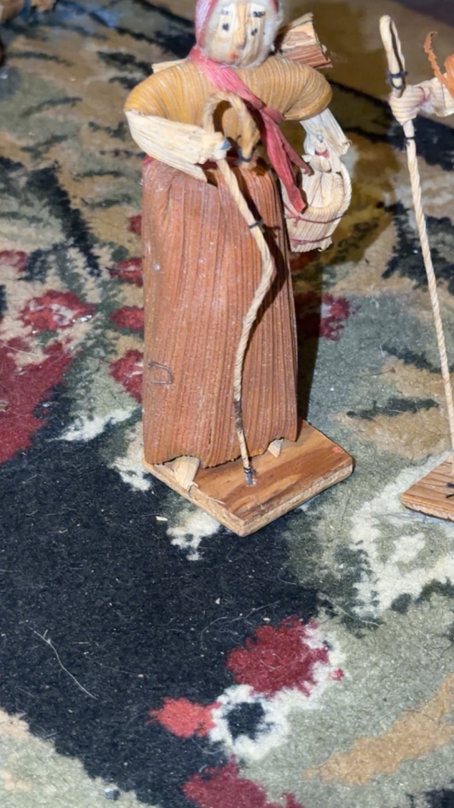 Vintage Cornhusk Doll Couple Peasant Figures Straw Folk Art Pair on Wood Bases Vintage Cornhusk Doll Couple Peasant Figures Straw Folk Art Pair on Wood Bases
