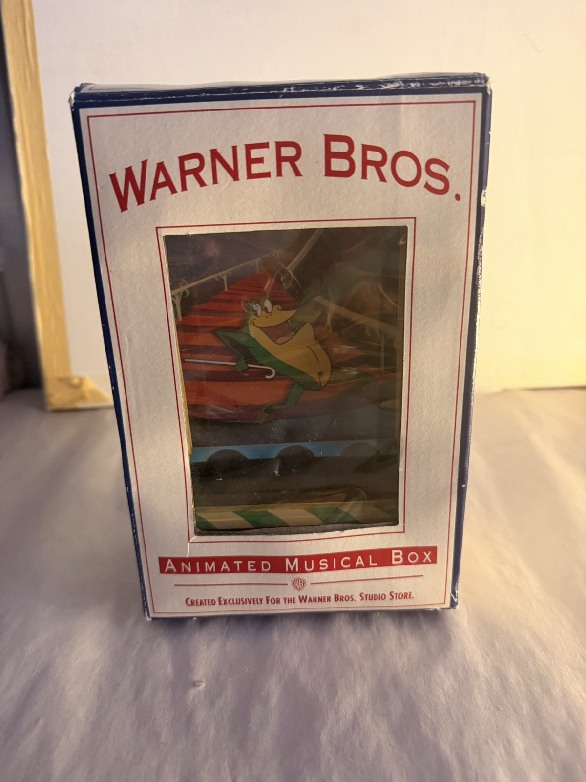 Vintage 1993 Warner Bros. Studio Store Michigan J. Frog Animated Musical Box Vintage 1993 Warner Bros. Studio Store Michigan J. Frog Animated Musical Box