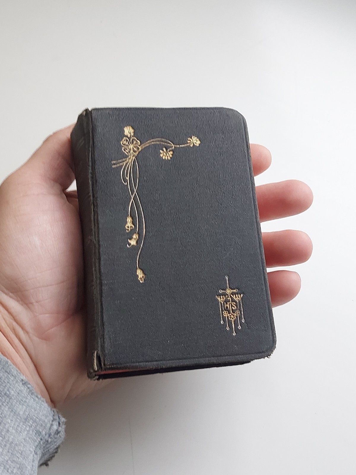 Antique German prayer book. Gold gilt edging miniature Antique German prayer book. Gold gilt edging miniature