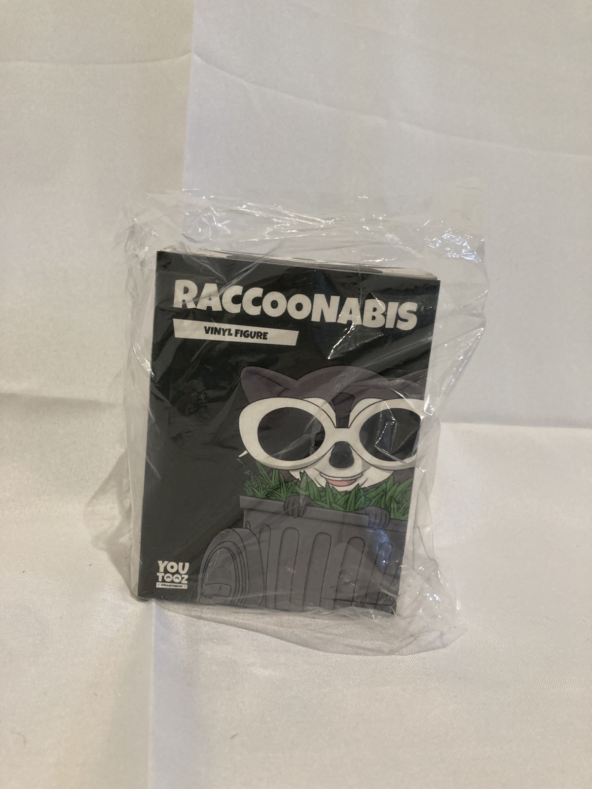 Raccoonabis Youtooz Figure #87 Limited Edition NEW RacoonEggs Collab Raccoonabis Youtooz Figure #87 Limited Edition NEW RacoonEggs Collab