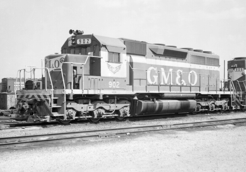 Gulf Moblie & Ohio GM&O SD40 Negative Lot Of 2 Gulf Moblie & Ohio GM&O SD40 Negative Lot Of 2