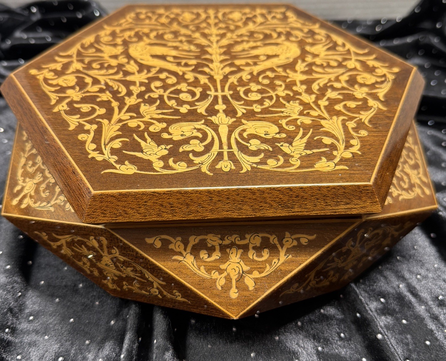 Vintage Rare Italian Inlaid Wood Music Box Hexagon Jewelry Box SEE PHOTOS