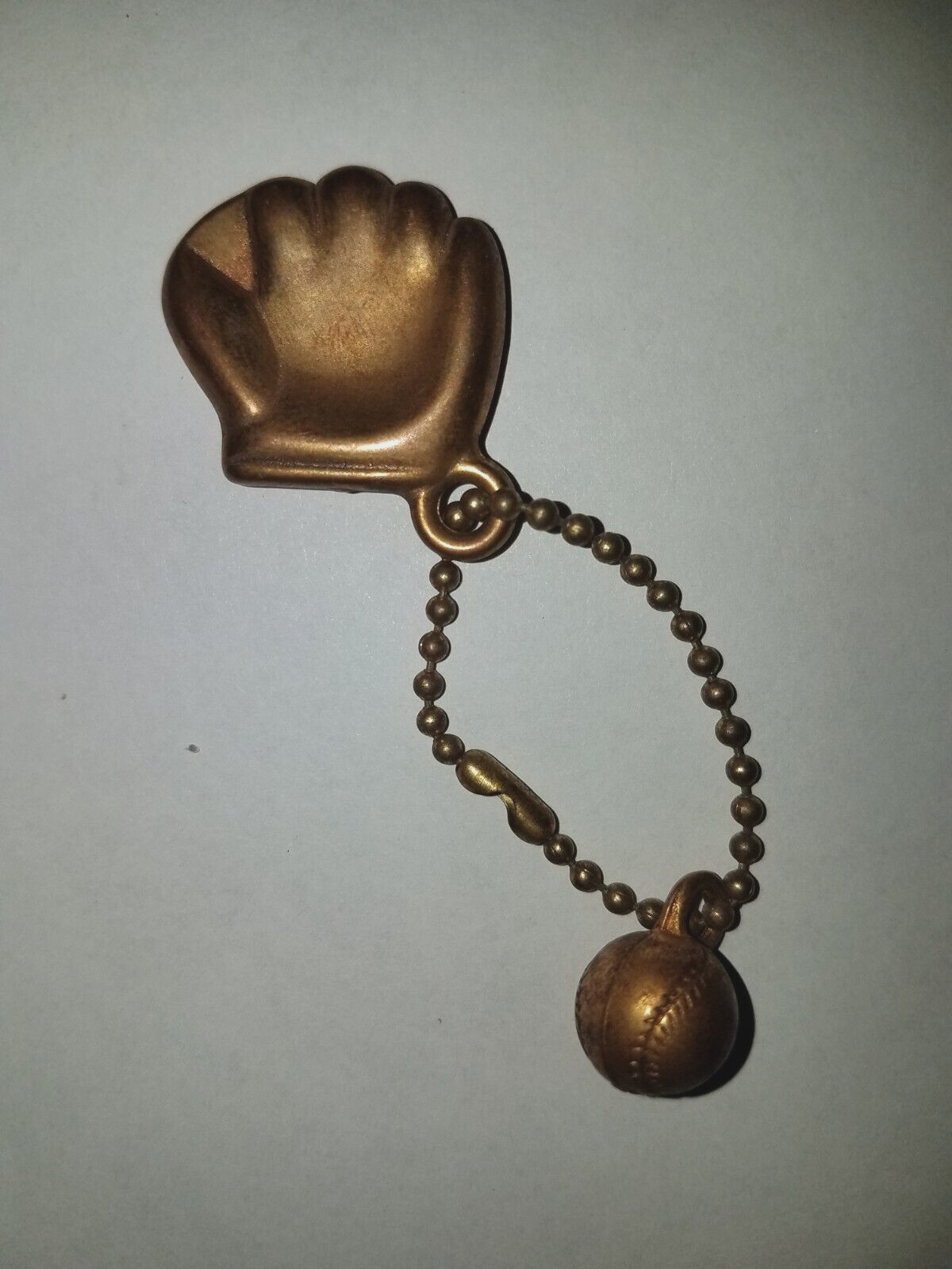 Vintage Early 1960’s Baseball Glove & Ball Keychain Goldtone Metal Vintage Early 1960’s Baseball Glove & Ball Keychain Goldtone Metal