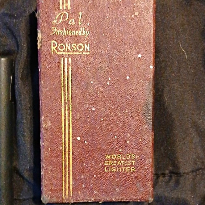 Ronson Pal Lighter Fashioned by Ronson with Ronson Box & Pouch Case Ronson Pal Lighter Fashioned by Ronson with Ronson Box & Pouch Case