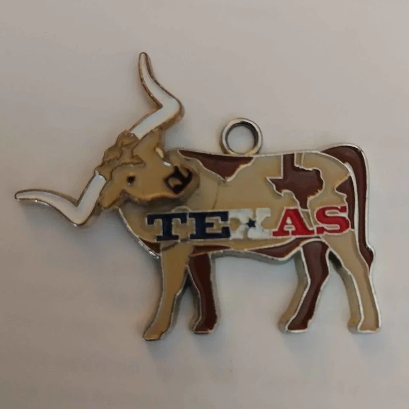 Vintage Texas Longhorn Enamel Lapel keychain – TEXAS Vintage Texas Longhorn Enamel Lapel keychain – TEXAS