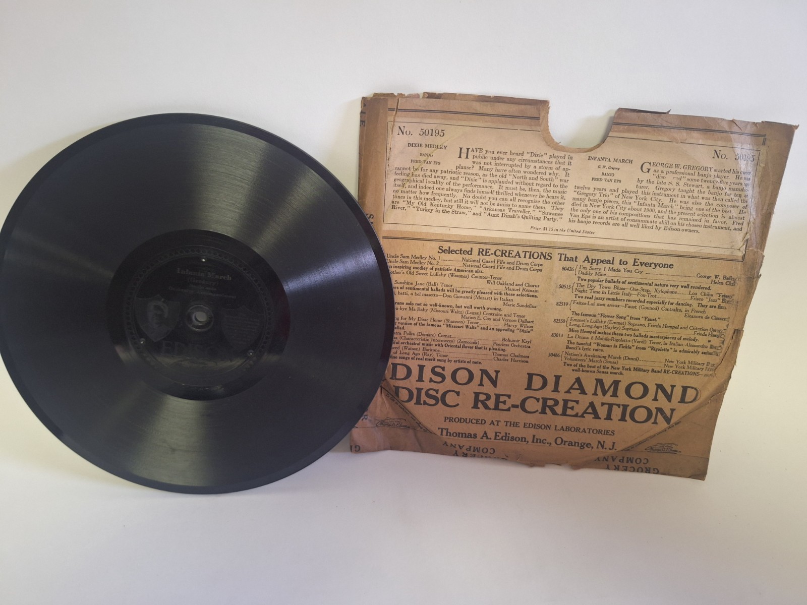 Edison Diamond Disc Re-Creation # 50195 great condition with matching sleeve Edison Diamond Disc Re-Creation # 50195 great condition with matching sleeve