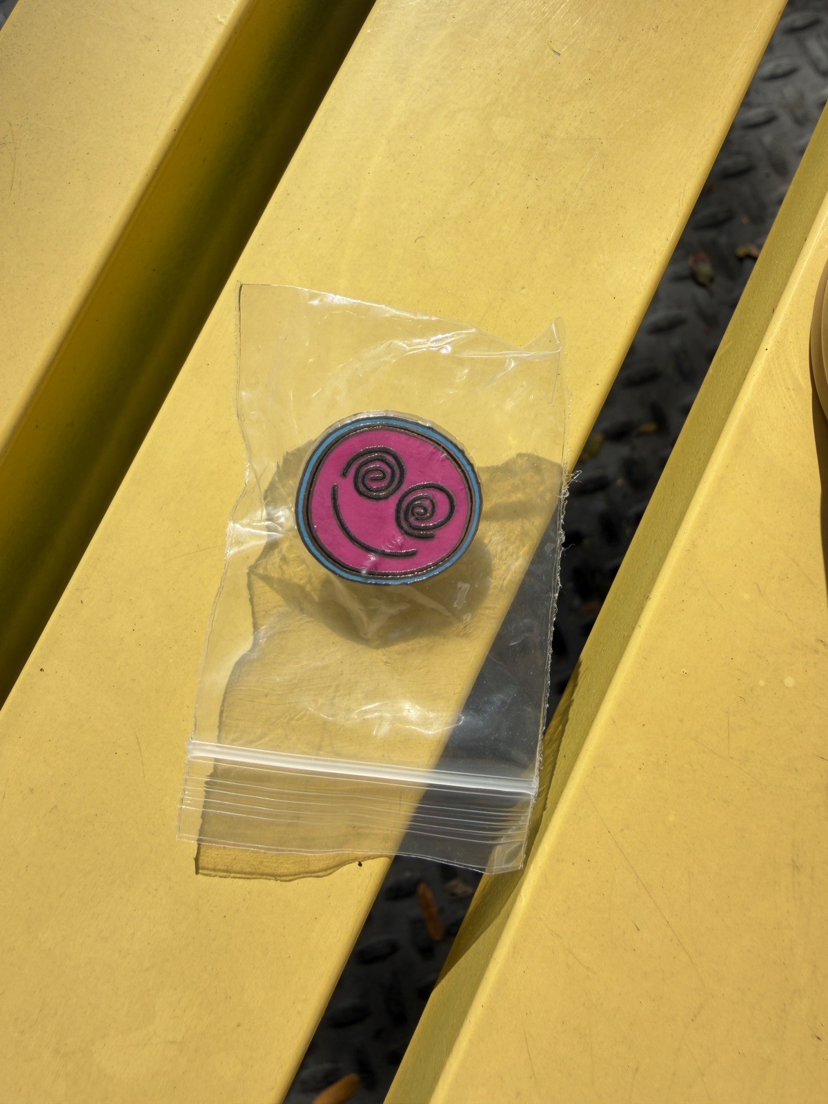 Harry Styles Exclusive Pop-up Store Pin Together Together 10/10 Pink Smiley NYC Harry Styles Exclusive Pop-up Store Pin Together Together 10/10 Pink Smiley NYC