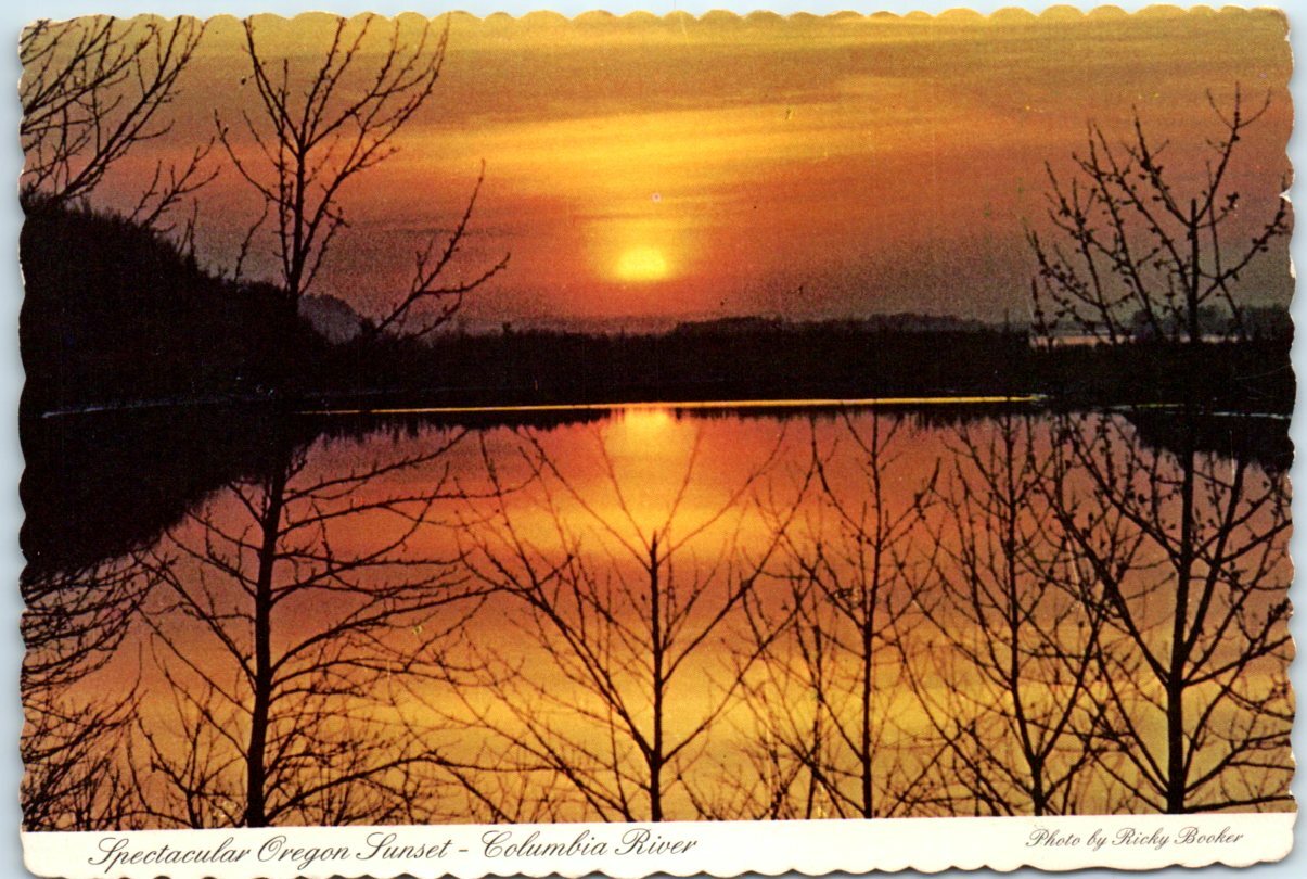 Postcard - Spectacular Oregon Sunset Over The Beautiful Columbia River Gorge
