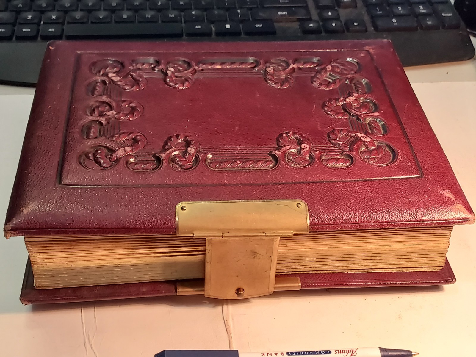 Antique 1800s Victorian Tooled Leather Photo Card & CDV Album W/ 49 Photos-Full