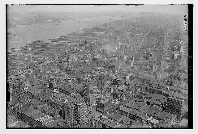 Photo:New York City Aerial View from Woolworth Building c1915-1920