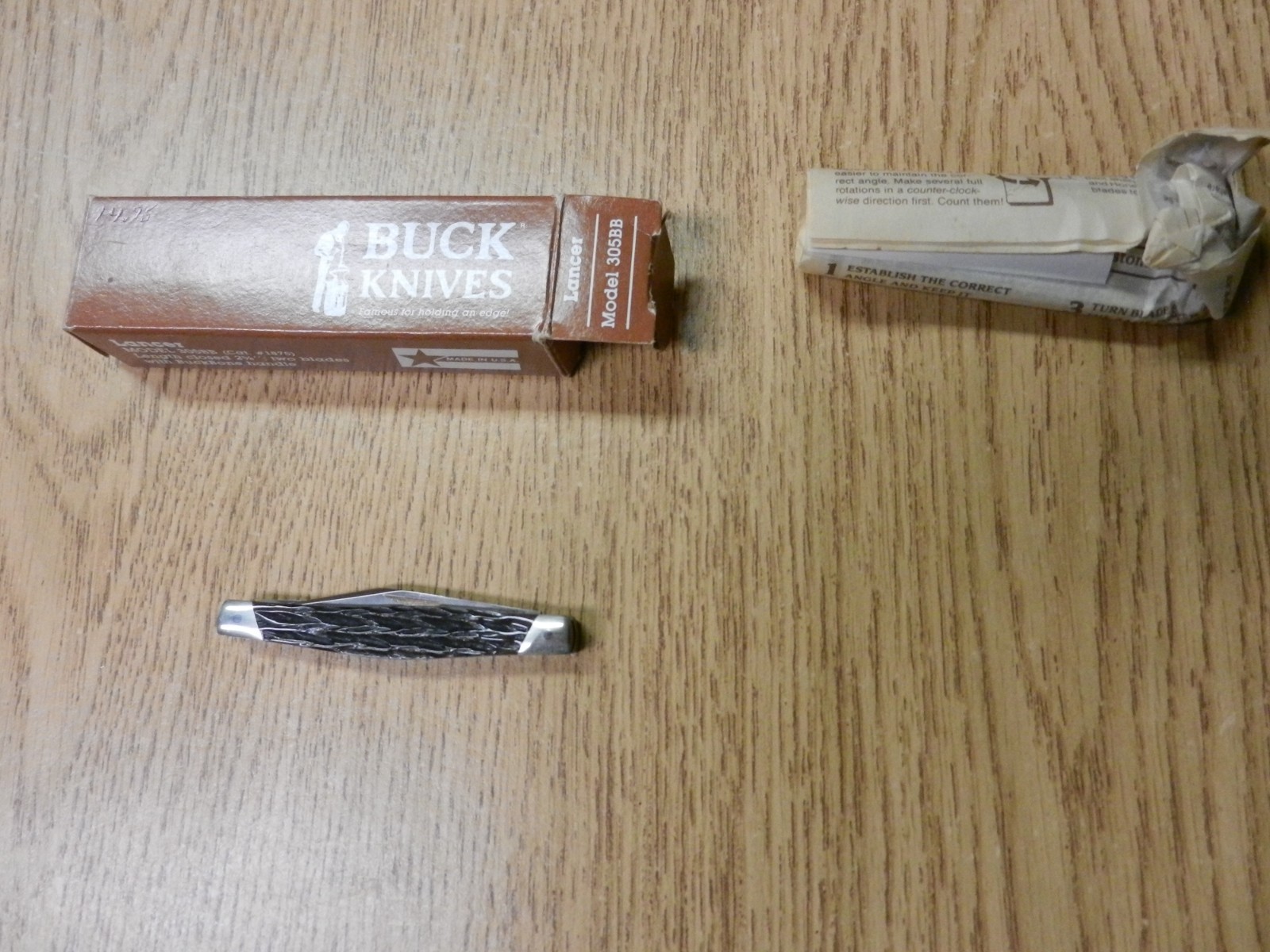  NIB 1989 Buck Lancer 305BB 2 Blade Pocket Knife W/Box Bone Handles 2 3/4\