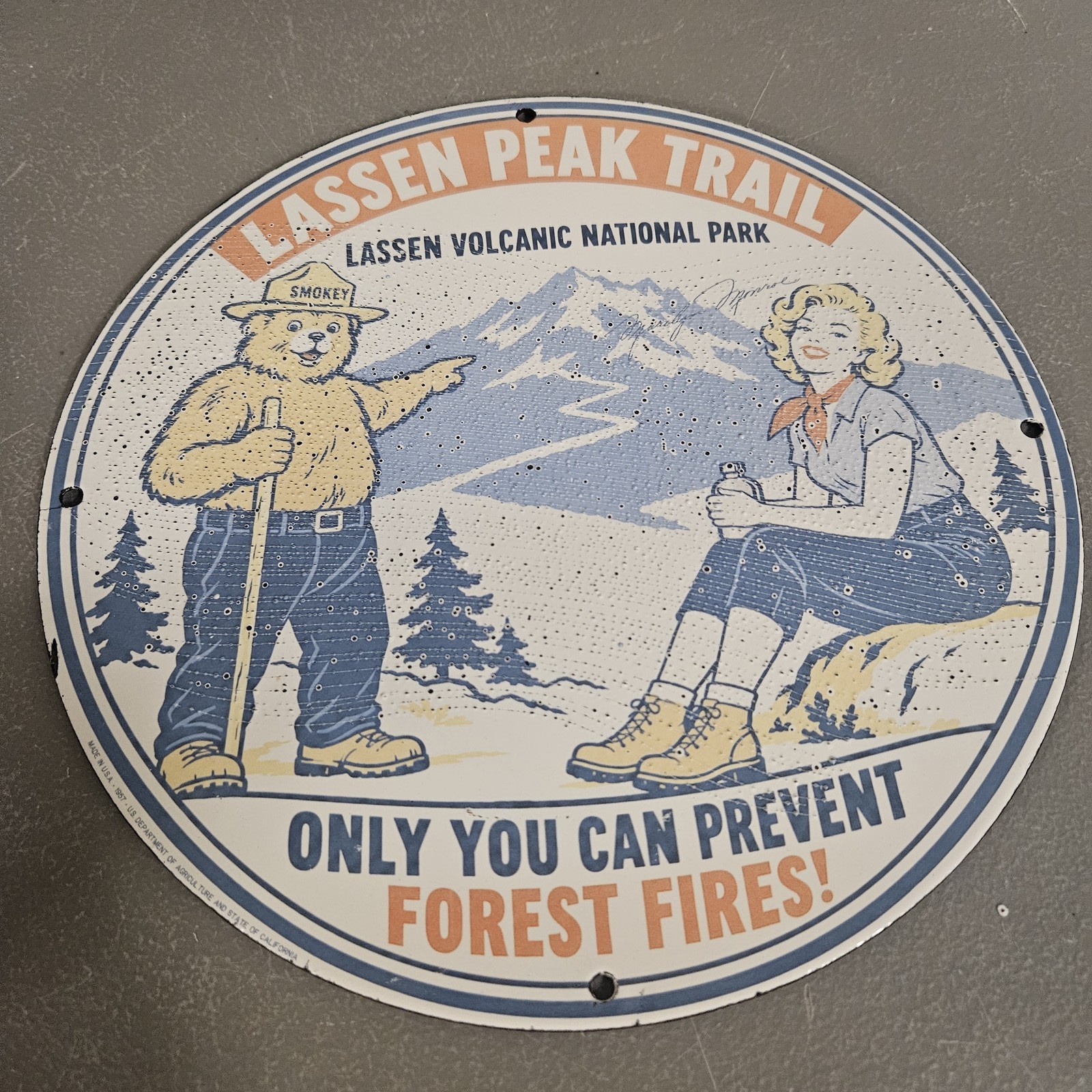 VINTAGE 1957 LASSEN PEAK TRAIL 12\
