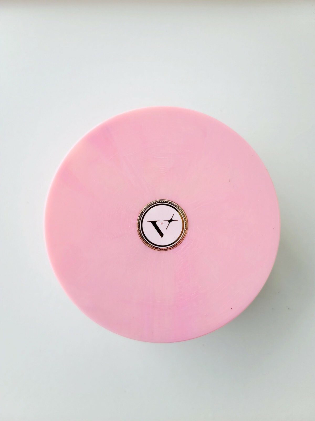 Original Vtg VANDA Beauty Counselor 6 oz Perfumed Dusting Powder Original Vtg VANDA Beauty Counselor 6 oz Perfumed Dusting Powder