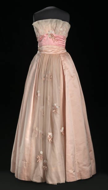 Pink satin organza dress designed by Ann Lowe The bodice of dress - Old Photo Pink satin organza dress designed by Ann Lowe The bodice of dress - Old Photo