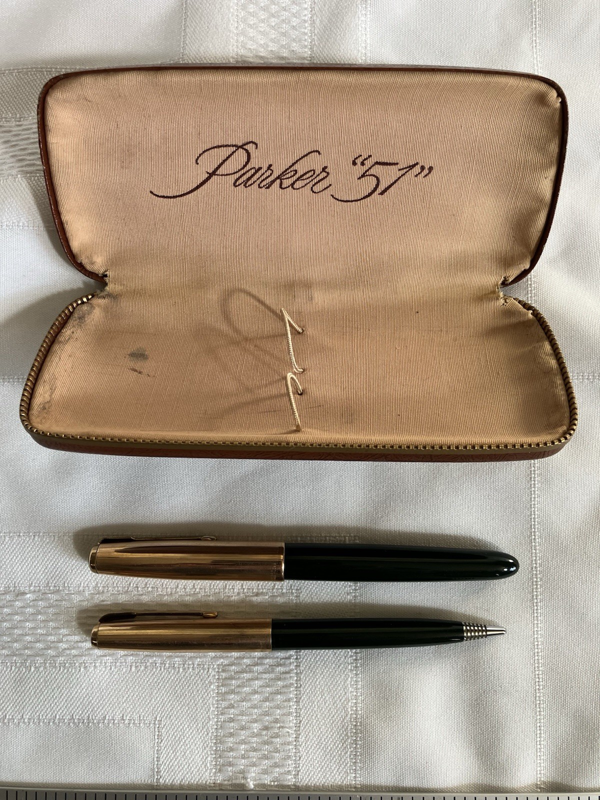 Parker 51 Vintage Fountain Pen 1/10/12kGF Dark Green Untested Made In USA As-Is Parker 51 Vintage Fountain Pen 1/10/12kGF Dark Green Untested Made In USA As-Is