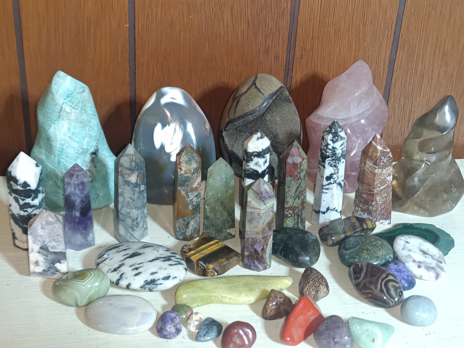 Nice 10Lb Lot Of Crystals Quartz Display Healing Nice 10Lb Lot Of Crystals Quartz Display Healing