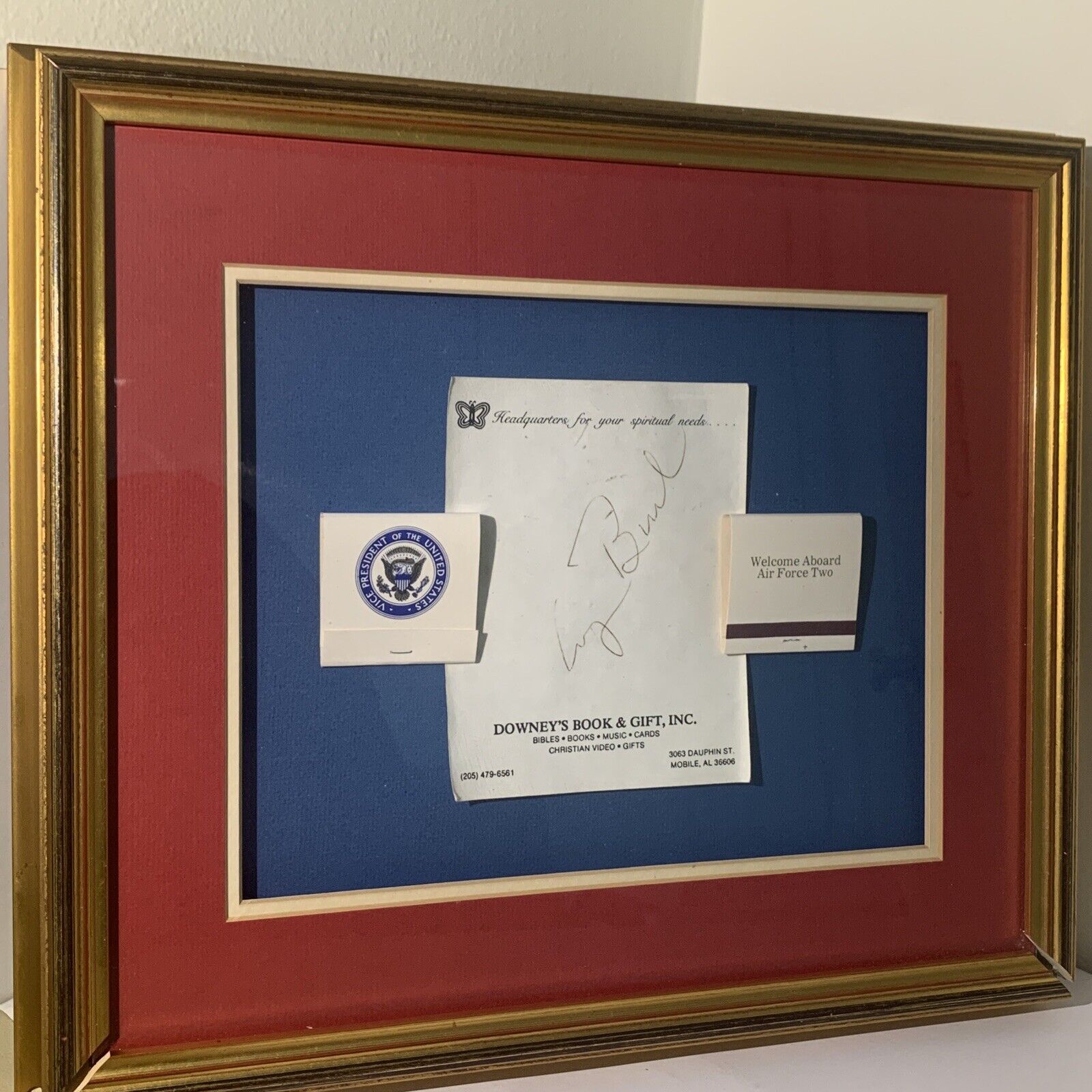 George H.W. Bush signed paper Included Air Force 2 Vice President Matches Framed