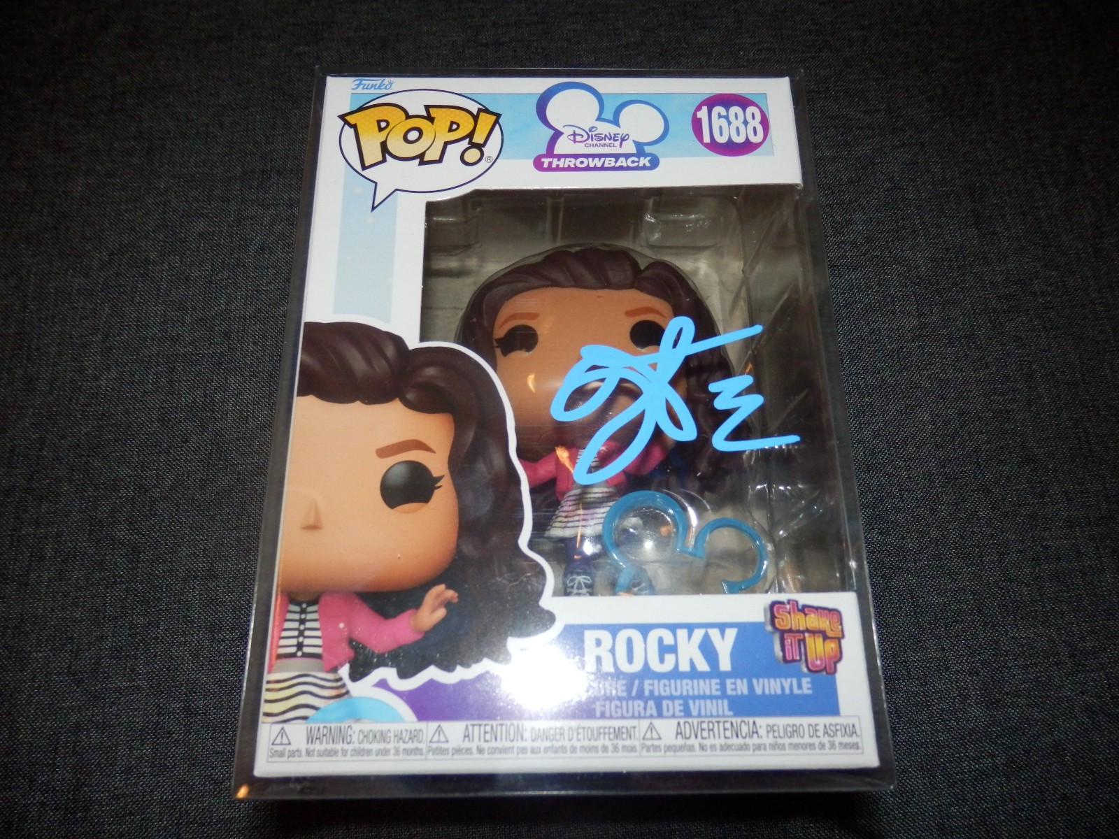 DISNEY THROWBACK SHAKE IT UP- ROCKY FUNKO POP #1688 SIGNED BY ZENDAYA W/COA DISNEY THROWBACK SHAKE IT UP- ROCKY FUNKO POP #1688 SIGNED BY ZENDAYA W/COA