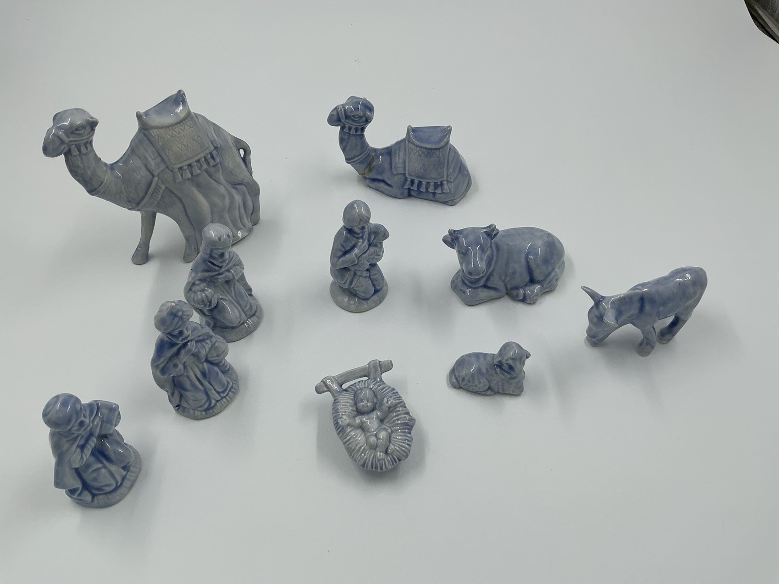 VTG Blue & White Ceramic Nativity 10-Piece Figurine Collection (No Mary/Joseph)