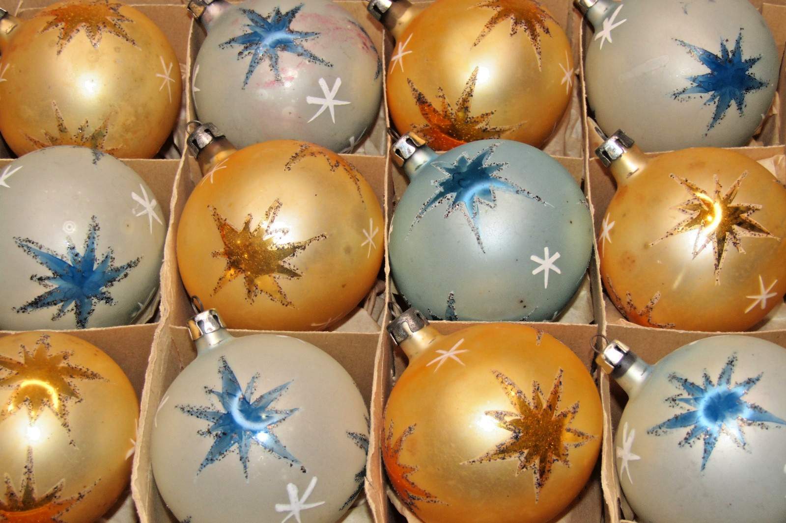 Lot VTG Glass ATOMIC Glitter STAR BALL Christmas Ornaments Poland Gold Blue