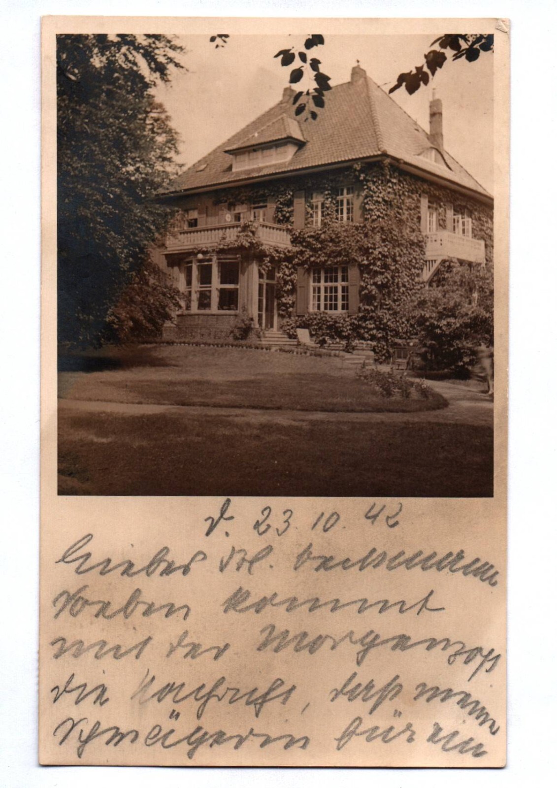 Photo postcard Hamburg Altona residential building 1942