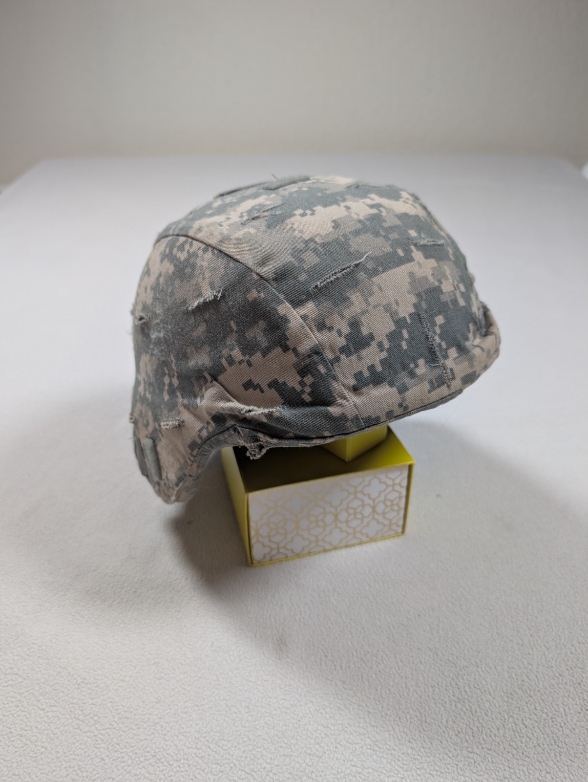 2011 Gentex Advanced Combat US Military Helmet #8470-01-529-6329 USGI Camo Sz M 2011 Gentex Advanced Combat US Military Helmet #8470-01-529-6329 USGI Camo Sz M
