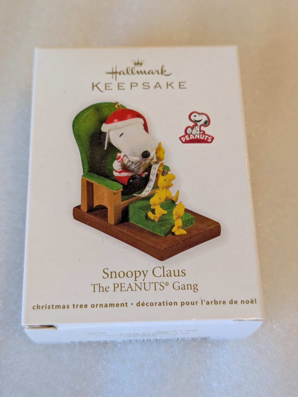2011 Hallmark Keepsake Ornament Snoopy Claus The Peanuts Gang