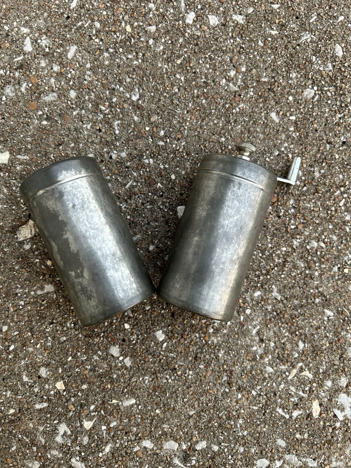 MCM Brutalist Vintage Salt Pepper Shakers Grinders Metal Verity Southhall MCM Brutalist Vintage Salt Pepper Shakers Grinders Metal Verity Southhall