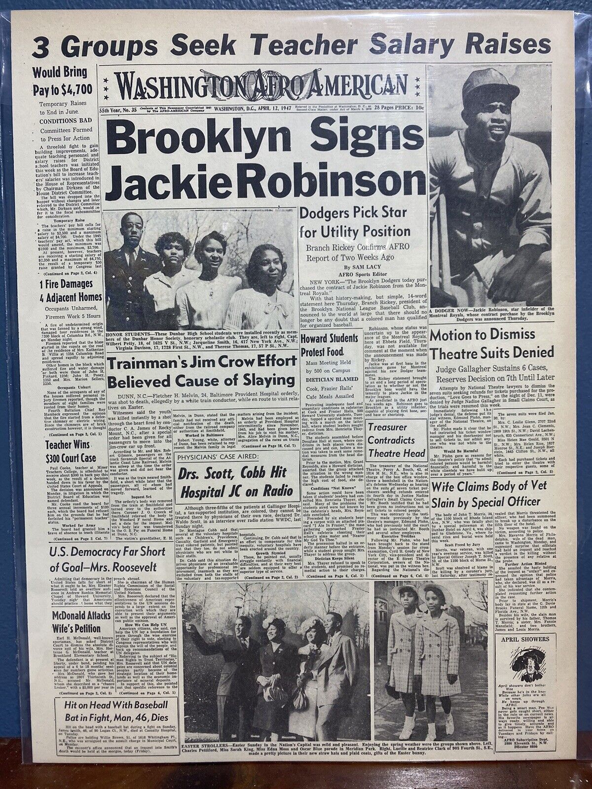 VINTAGE NEWSPAPER HEADLINE ~BROOKLYN DODGERS BASEBALL SIGNS JACKIE ROBINSON 1947