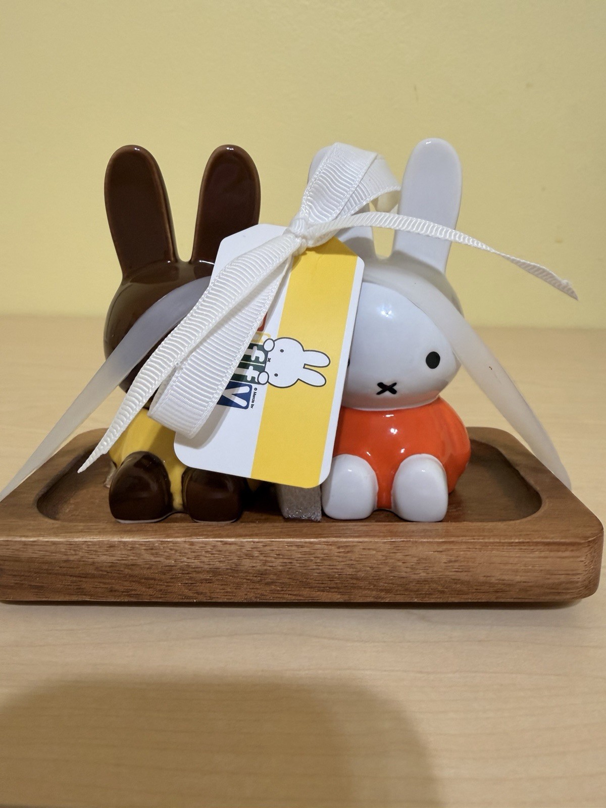 Magenta Miffy Ceramic Salt & Pepper Shakers Set 3pc w/ Wood Base White Brown