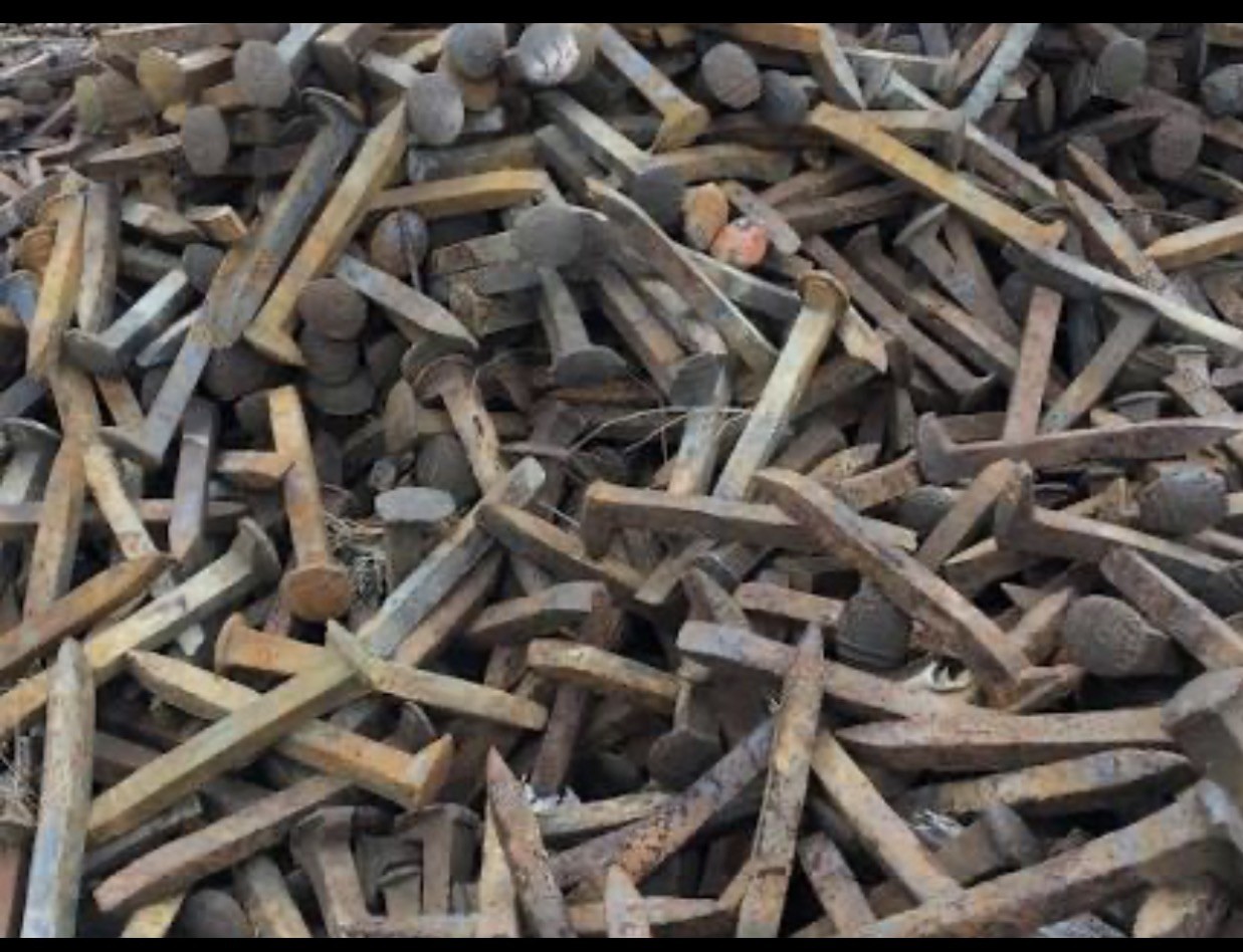 Lot Of 20 Railroad Spikes Crafts Weld Art Forging Lot Of 20 Railroad Spikes Crafts Weld Art Forging