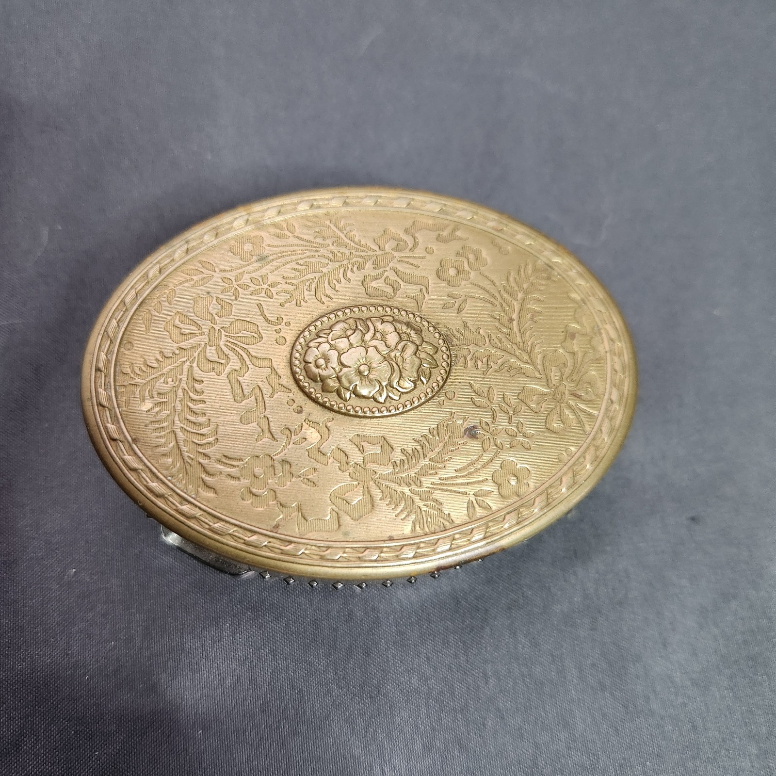 Vintage Oval Cut Glass Trinket Box Brass Floral Lid Powder Jar Vanity Dish Vintage Oval Cut Glass Trinket Box Brass Floral Lid Powder Jar Vanity Dish