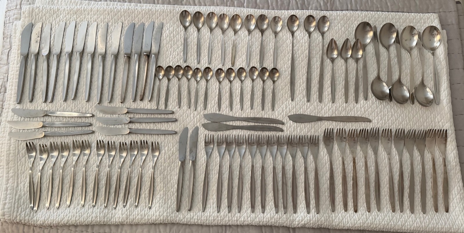 WMF CROMARGAN LAUREL STAINLESS STEEL FLATWARE SET 91 PIECES GERMANY WMF CROMARGAN LAUREL STAINLESS STEEL FLATWARE SET 91 PIECES GERMANY